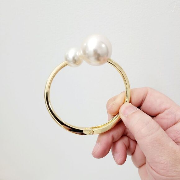 Brand New Top Fashion Gold Tone Pearls Bangle Bracelet - Picture 7 of 10